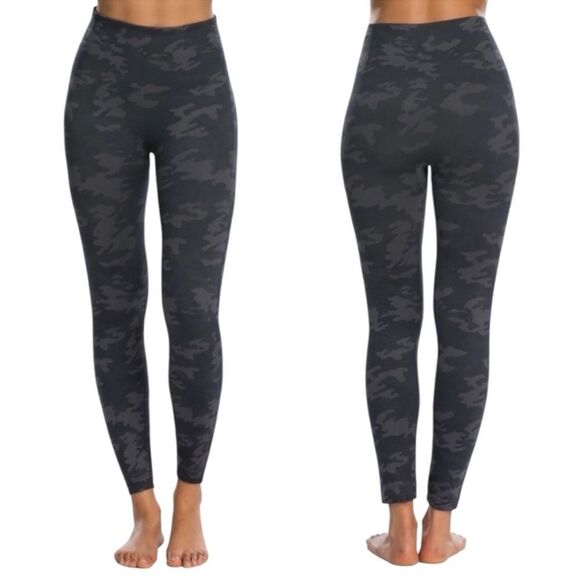 SPANX Pants - Spanx Seamless Camo Leggings FL3515 Size Large